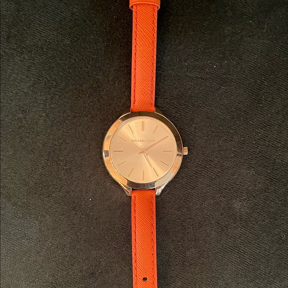 Women’s Michael Kors Watch - Picture 2 of 3